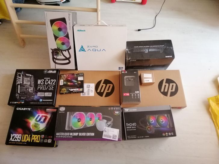 10861556-SbHQt.jpg