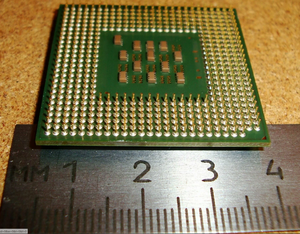 Процессор Intel Celeron (Pentium 4) 1,8 GHZ 128Kb 400 Mhz (с картой Пей)